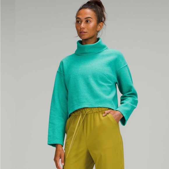 lululemon athletica Tops - Lululemon Ribbed Funnel Neck Pullover Heather Maldives Green Small/Medium $128